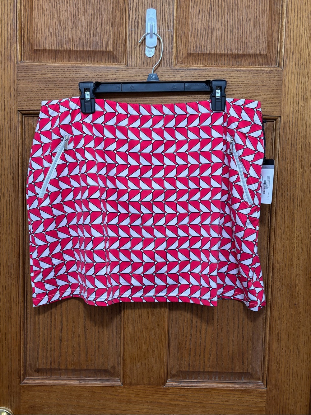Tail Red, White & Black Desmin Diamond Geo Skort with Zip Pockets. Sz XL. NWT